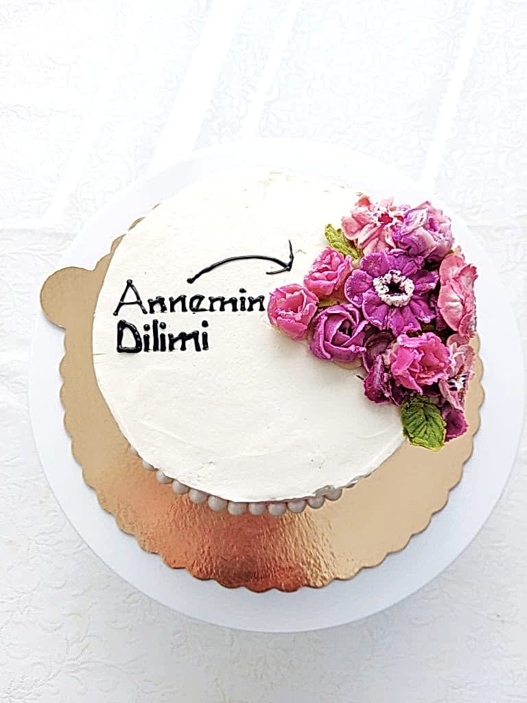 Aynı gün içinde teslim için 07:00 - 18:00 saatleri arasında sipariş verebilirsiniz
Not : Özel Tasarım Pastalar İçin 2 Gün Önce Sipariş Verebilirsiniz