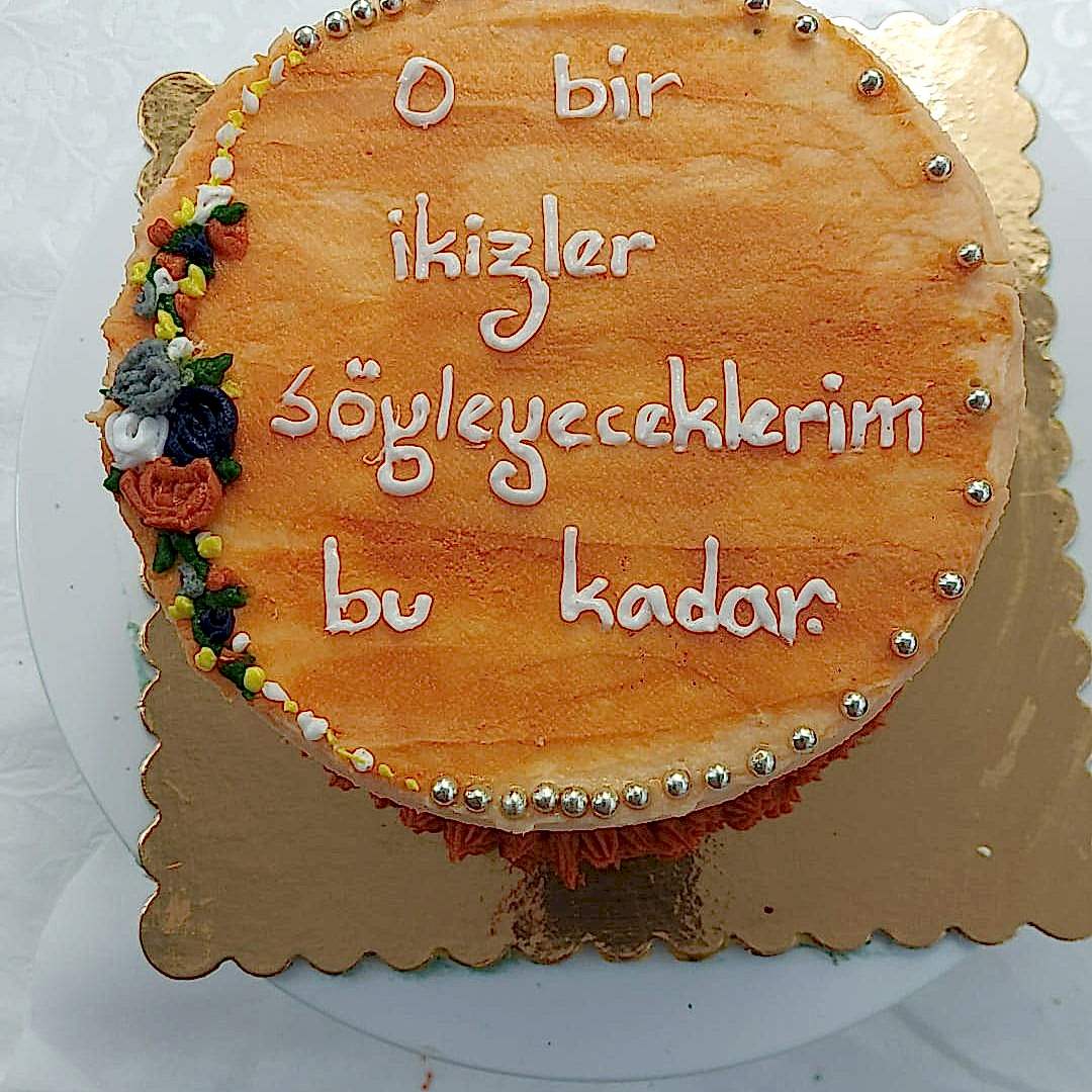 Aynı gün içinde teslim için 07:00 - 18:00 saatleri arasında sipariş verebilirsiniz
Not : Özel Tasarım Pastalar İçin 2 Gün Önce Sipariş Verebilirsiniz