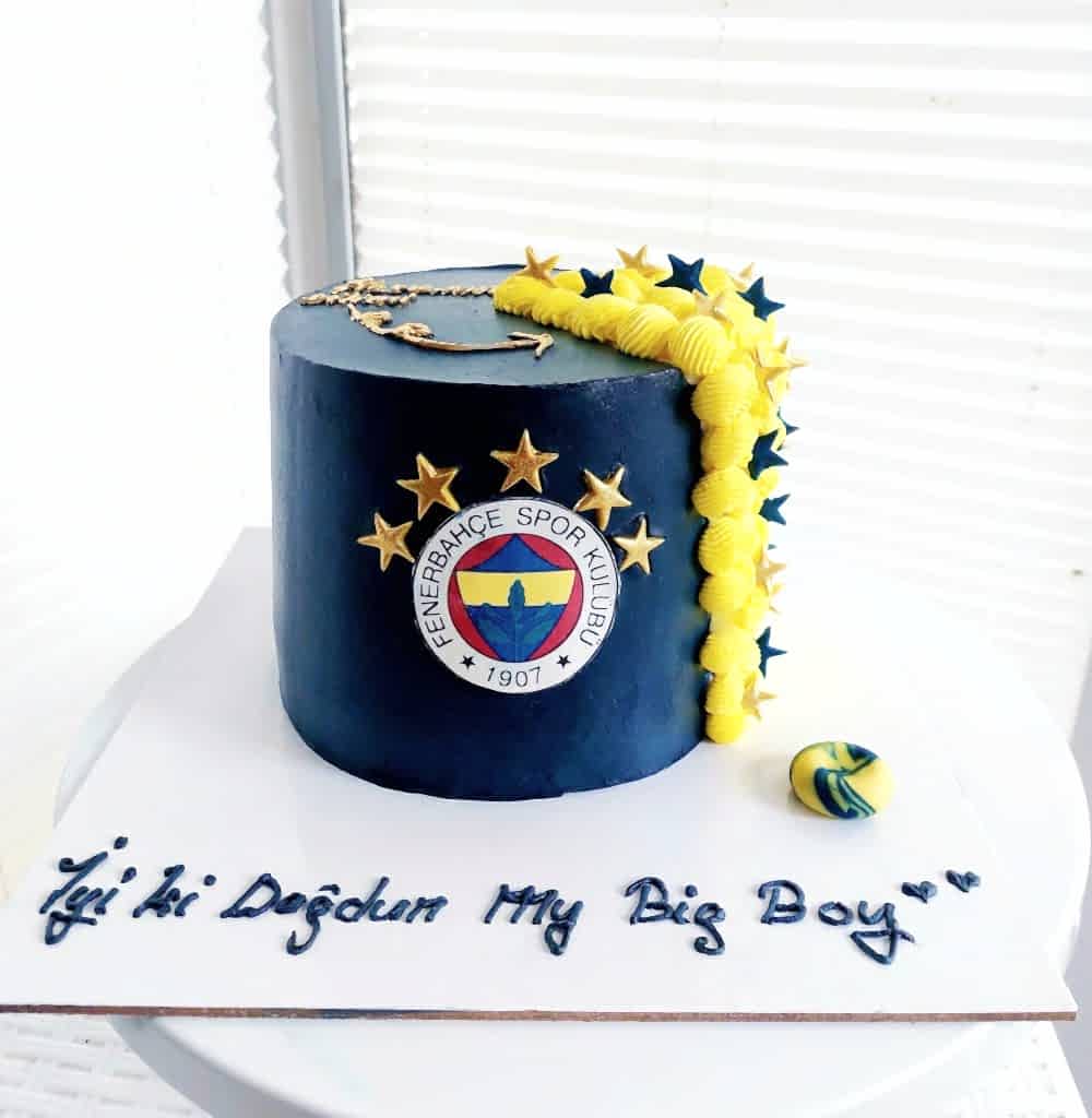Aynı gün içinde teslim için 07:00 - 18:00 saatleri arasında sipariş verebilirsiniz
Not : Özel Tasarım Pastalar İçin 2 Gün Önce Sipariş Verebilirsiniz.